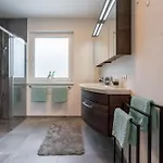 Kabashi Exclusive Living & River View *