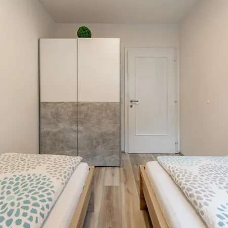 アパート Kabashi 2 River View Fischhorn