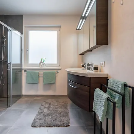 Kabashi 2 River View *